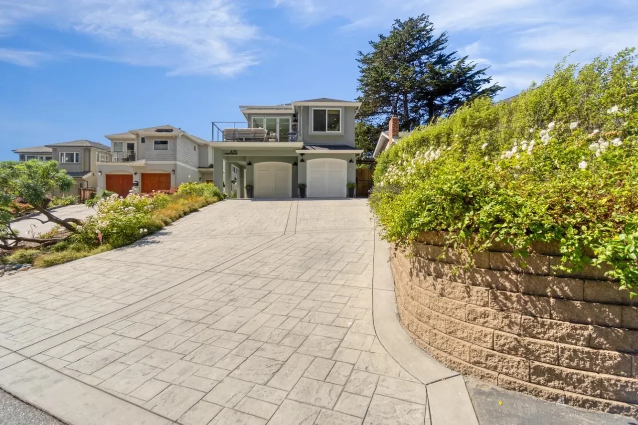 495 Coastview Dr 046.webp