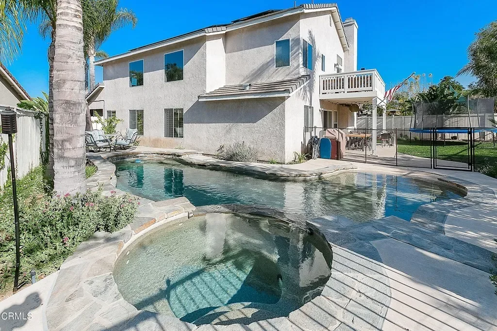 1628 Meadowglen Ct 037.webp