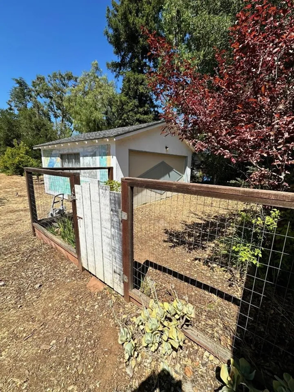 399 Hawthorne Ave 004.png