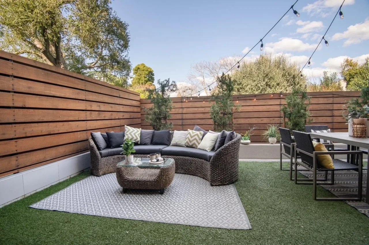 30 Roberts Rd 038.webp