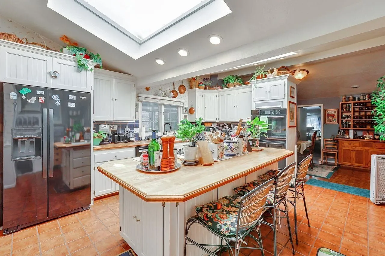 15781 Canon Dr 009.webp