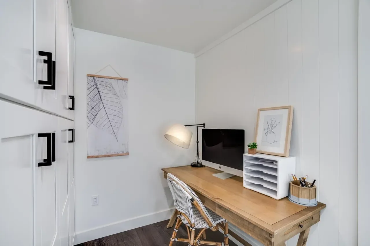 16466 Bonnie Ln 030.webp