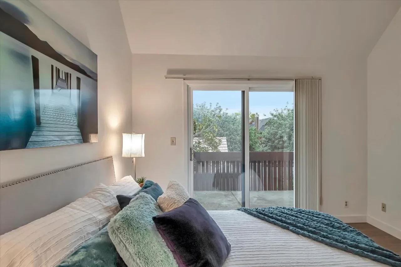 4108 Thain Way 023.webp