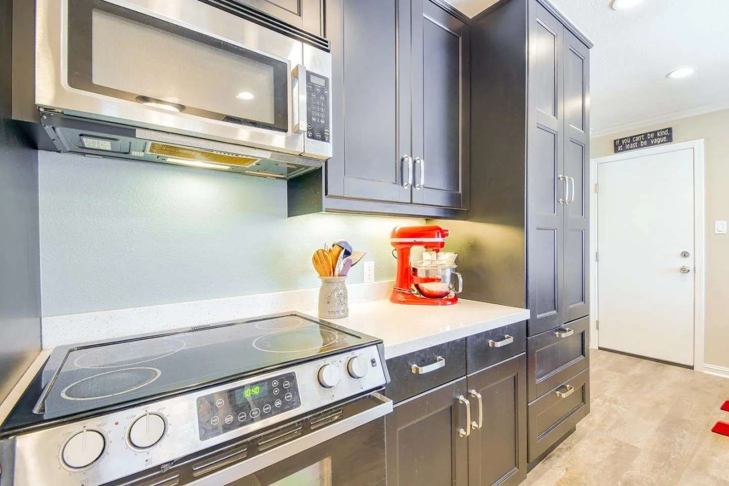 378 Flynn Ave 019.jpg