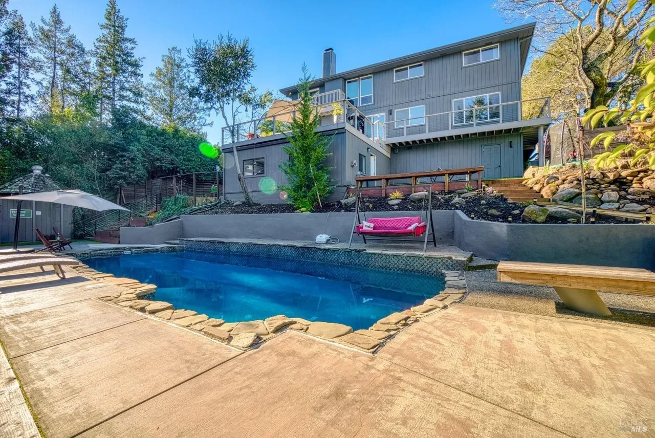 3654 Alta Vista Ave 002.webp