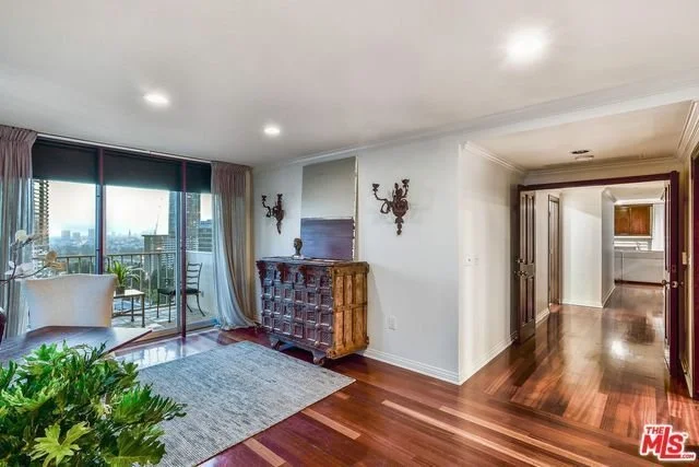 2170 Century Park East #2105 010.jpg