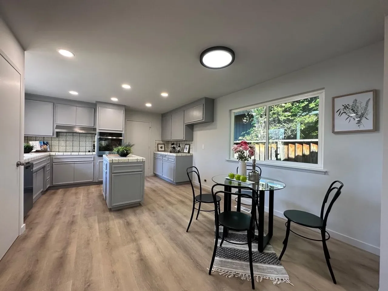 6672 Hampton Dr 012.webp