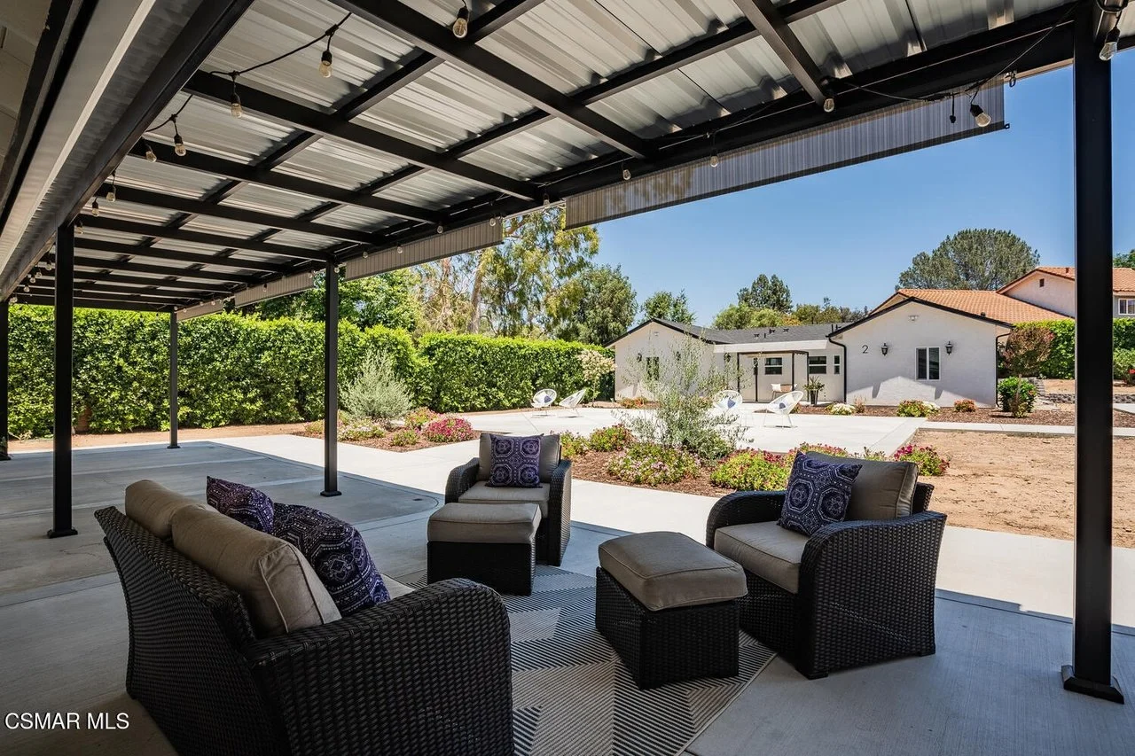 568 Bristol Ave 005.jpg