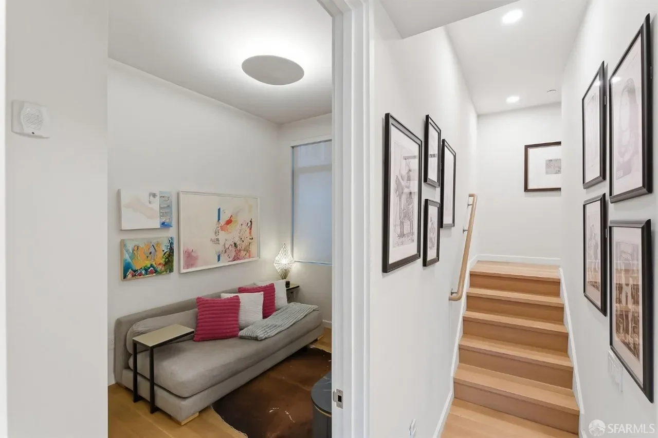 854 Capp St Unit 1 023.webp