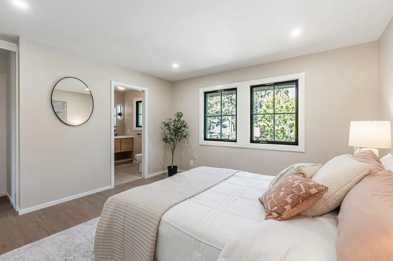 2556 Diericx Dr 030.webp