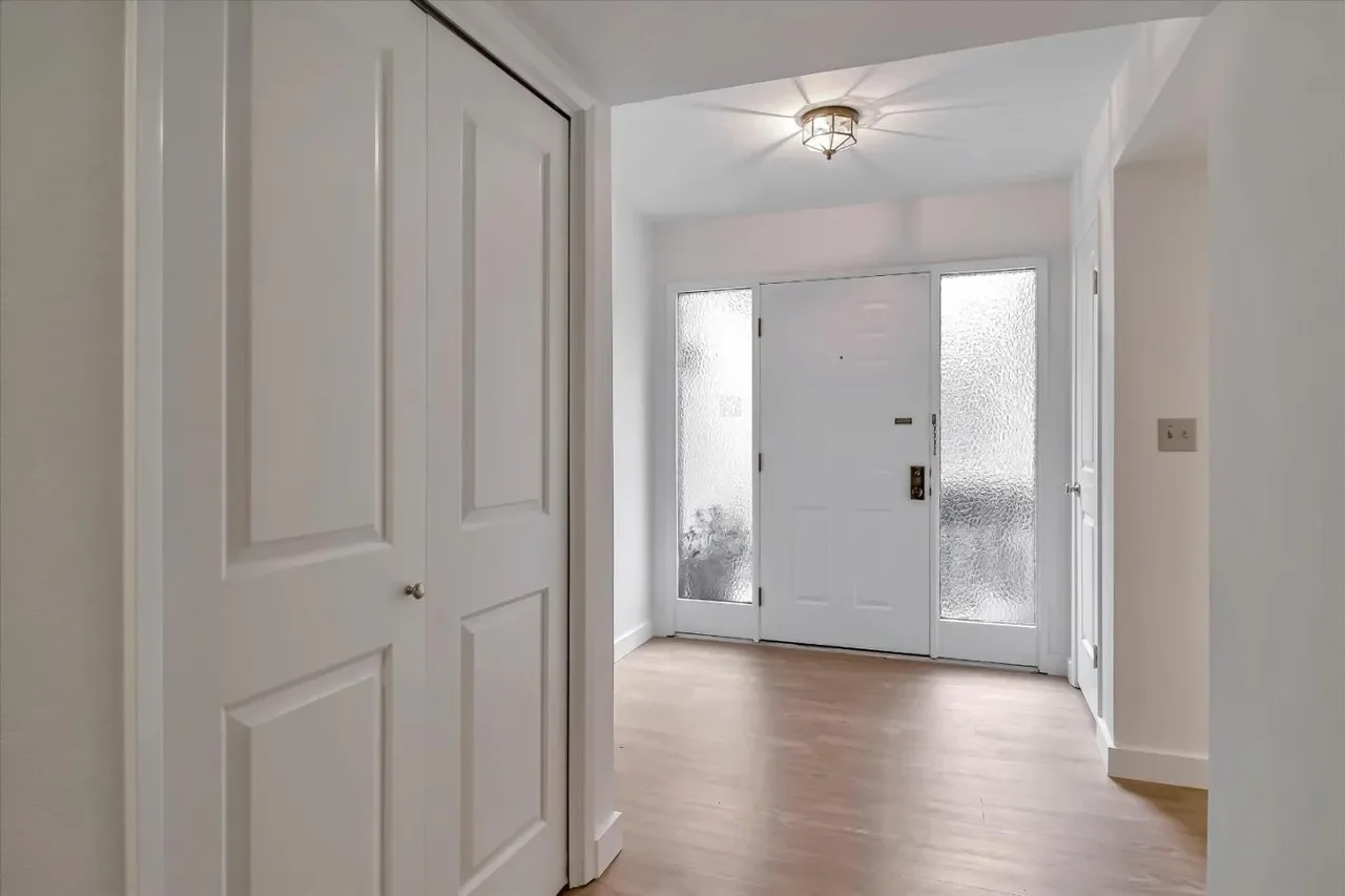 4108 Thain Way 032.webp