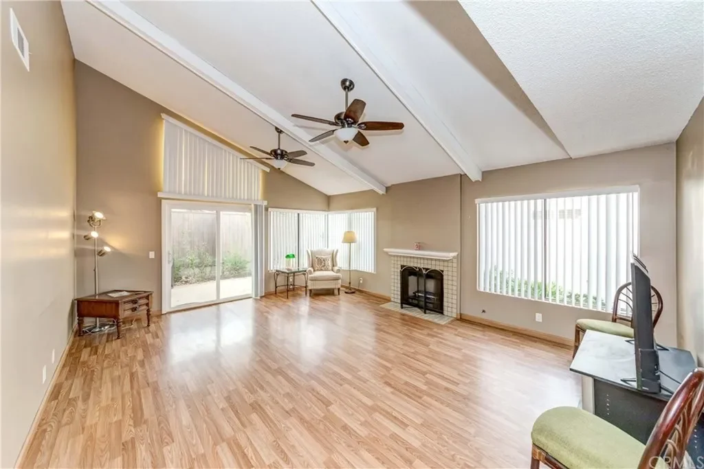 2175 Avenida San Antero 018.webp