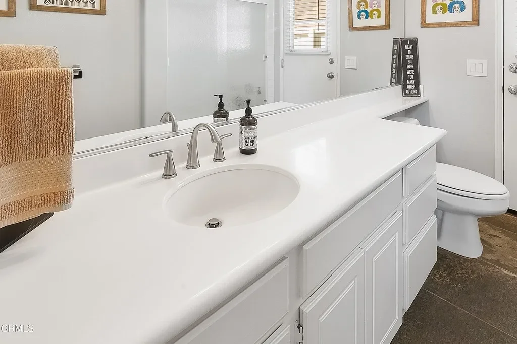 1628 Meadowglen Ct 017.webp