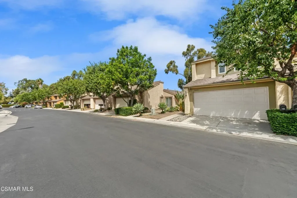 24446 Verena Ct 015.webp