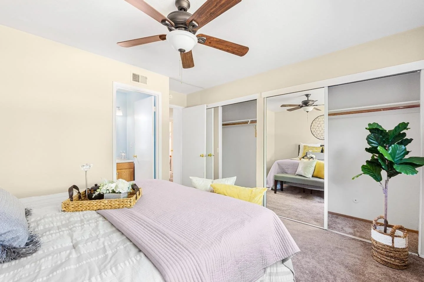 6080 Glen Harbor Dr 013.jpg