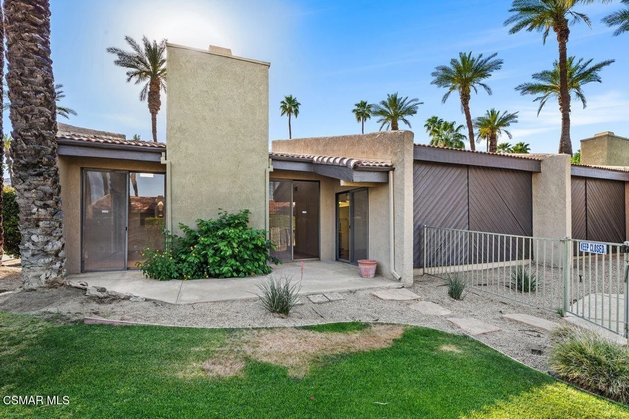 2782 E Palm Oasis 027.jpg