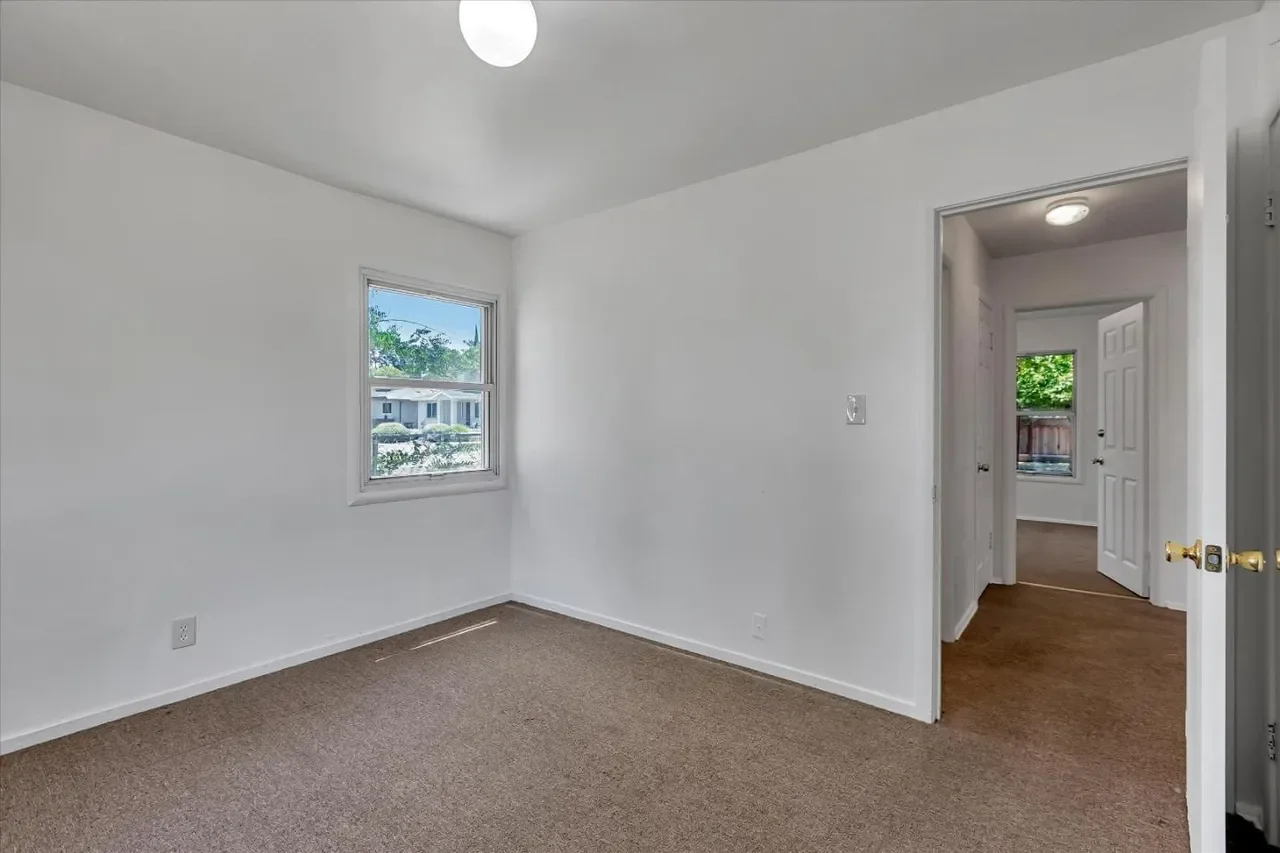 4314 Cheeney St 015.webp