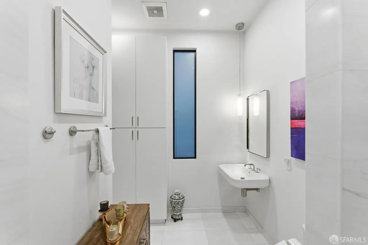 854 Capp St Unit 1 028.webp