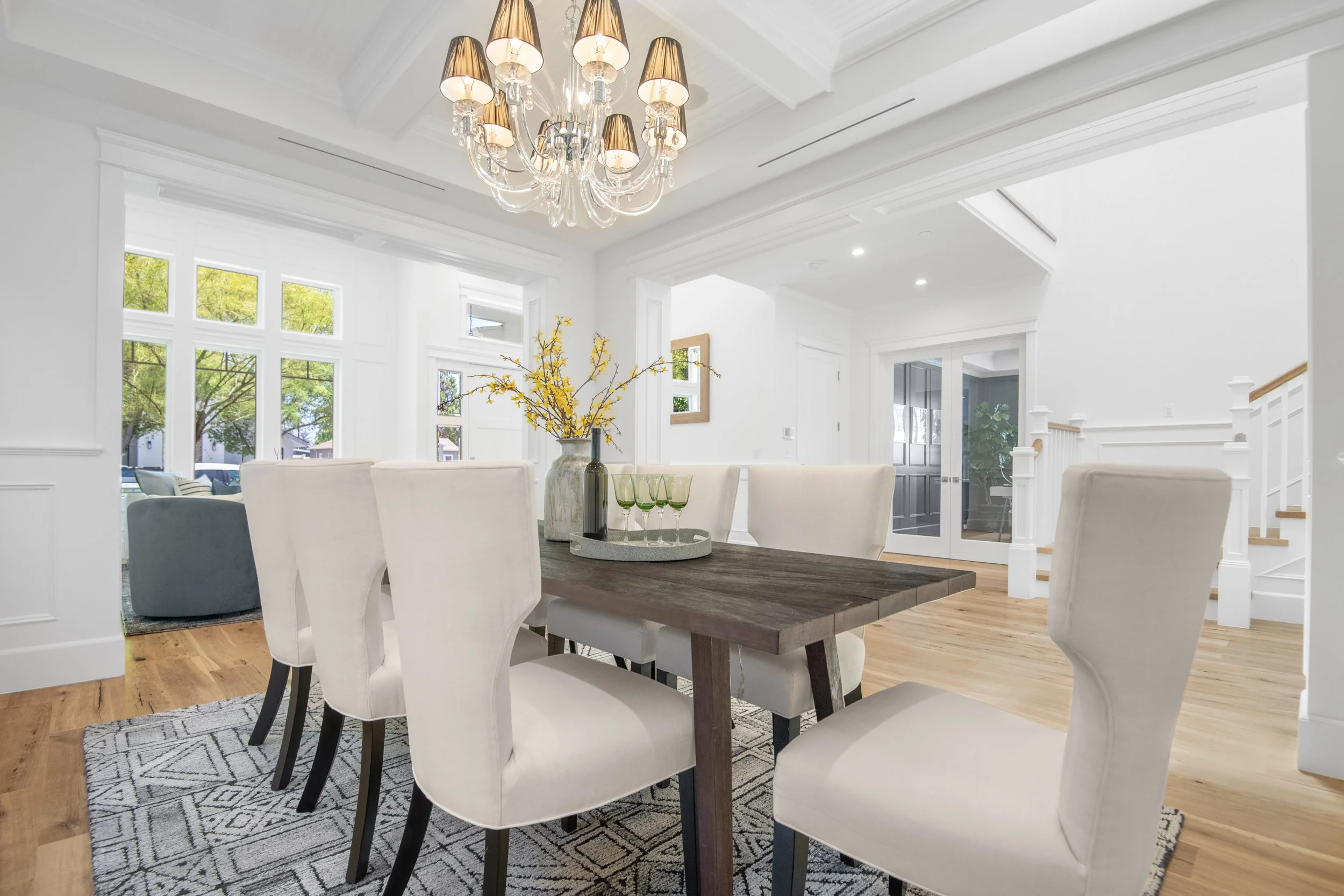 5111 Greenbush Ave dining 1.jpg