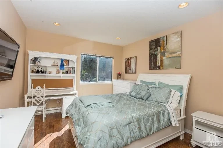 512 Meadowrun St 010.webp