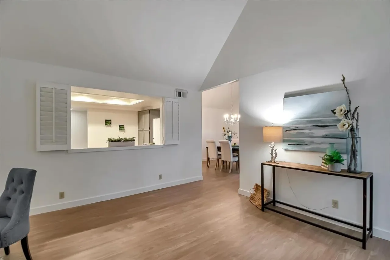 4108 Thain Way 029.webp