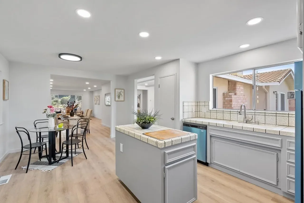 6672 Hampton Dr 017.webp