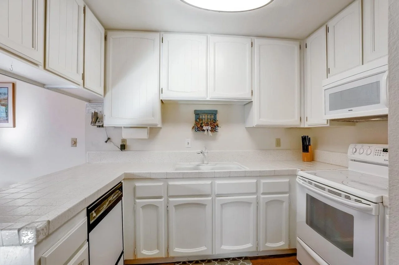 345 Coleridge Dr #93 008.jpg