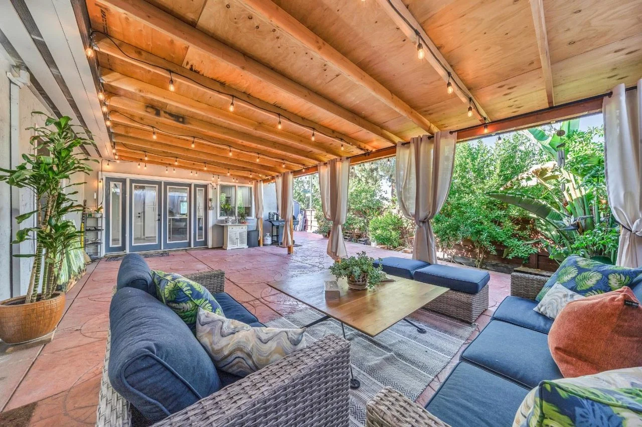 1192 Oakview Rd 026.jpg