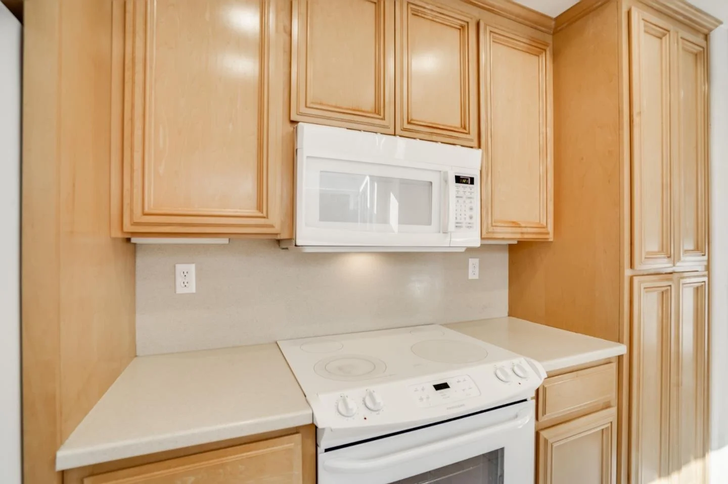 1530 Redding Park Ln 011.jpg