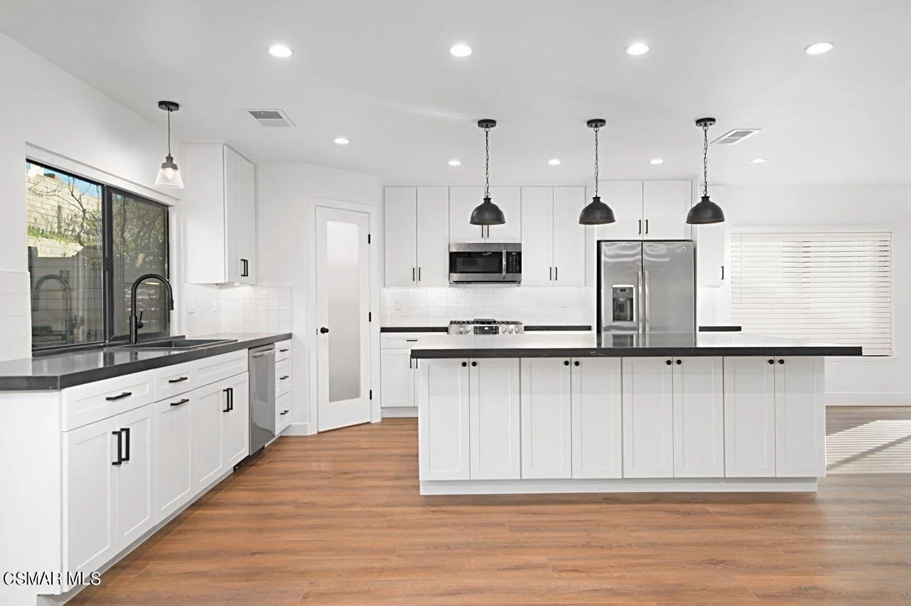 3295 S Allegheny Ct 007.jpg