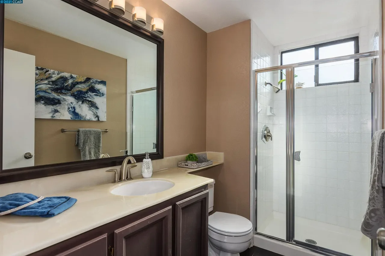 416 Saddlebrook Ln 013.webp