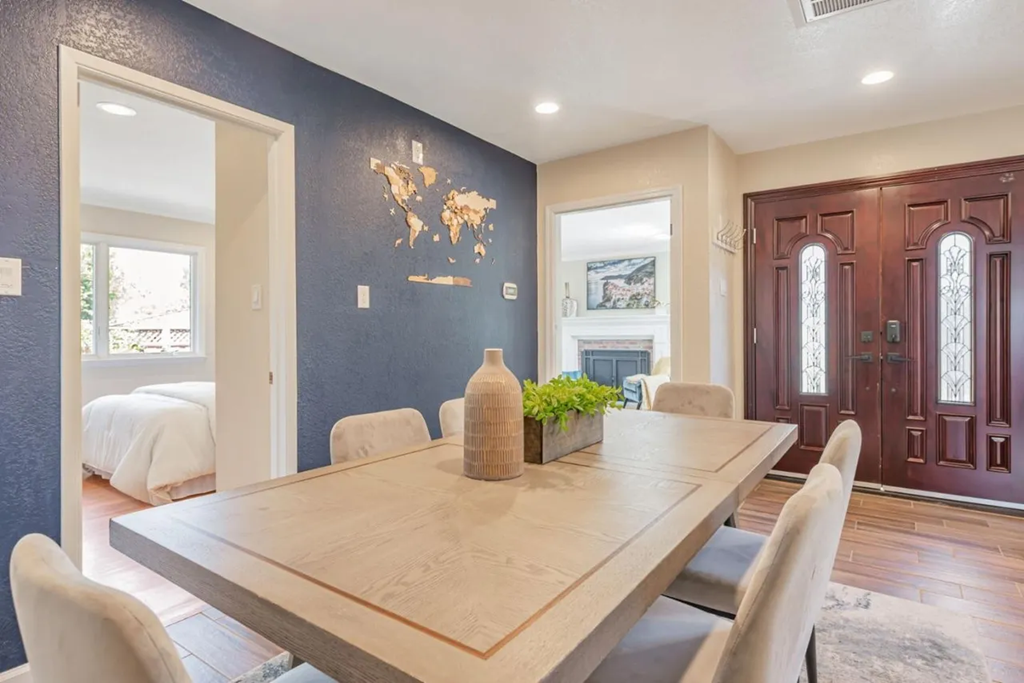 3135 Alameda De Las Pulgas 002.png