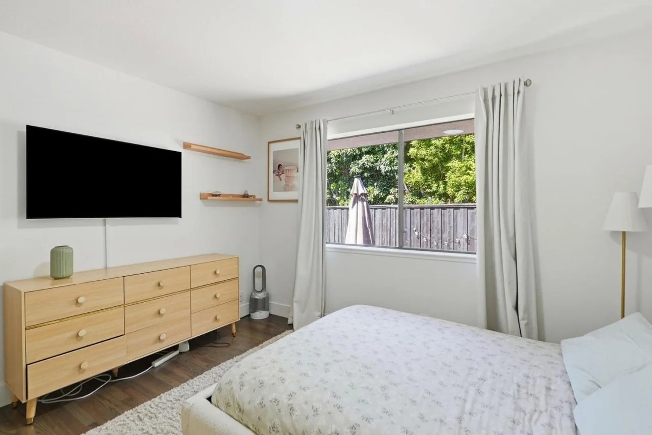 4206 Huntington St 037.jpg