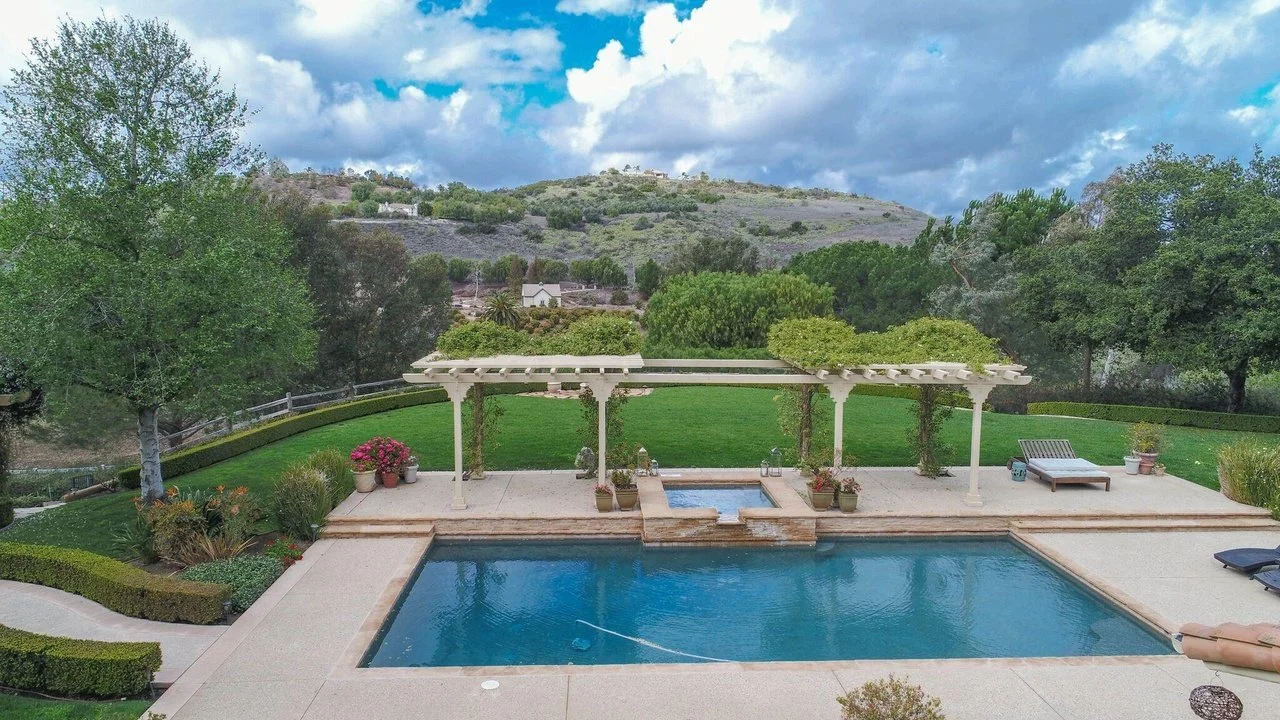 13068 Lexington Hills Dr 005.jpg