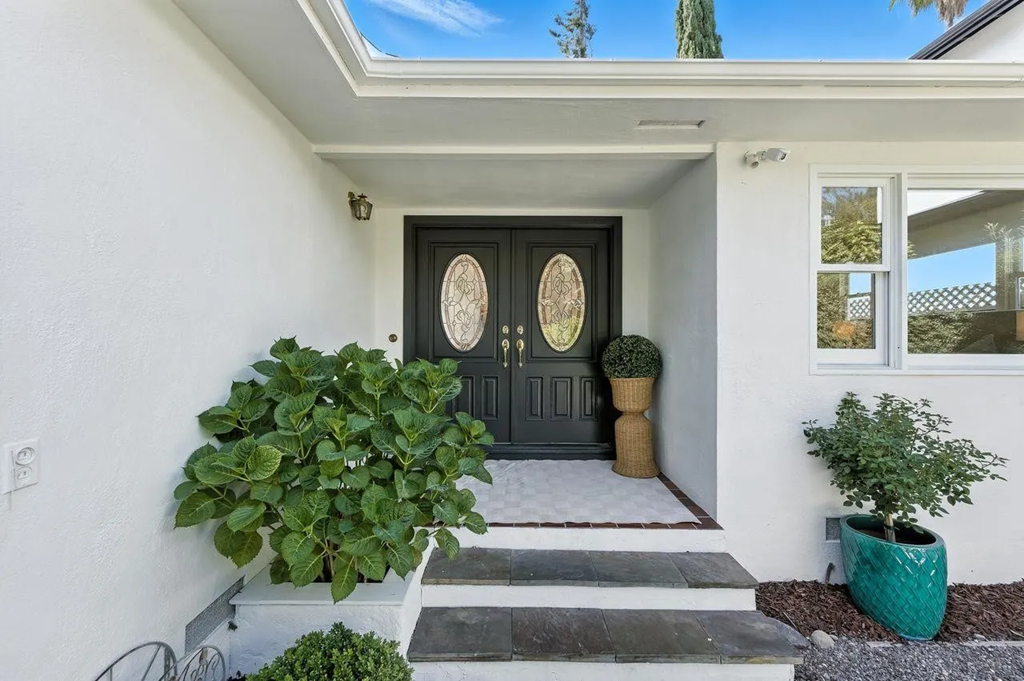 1422 W Selby Ln 010.png