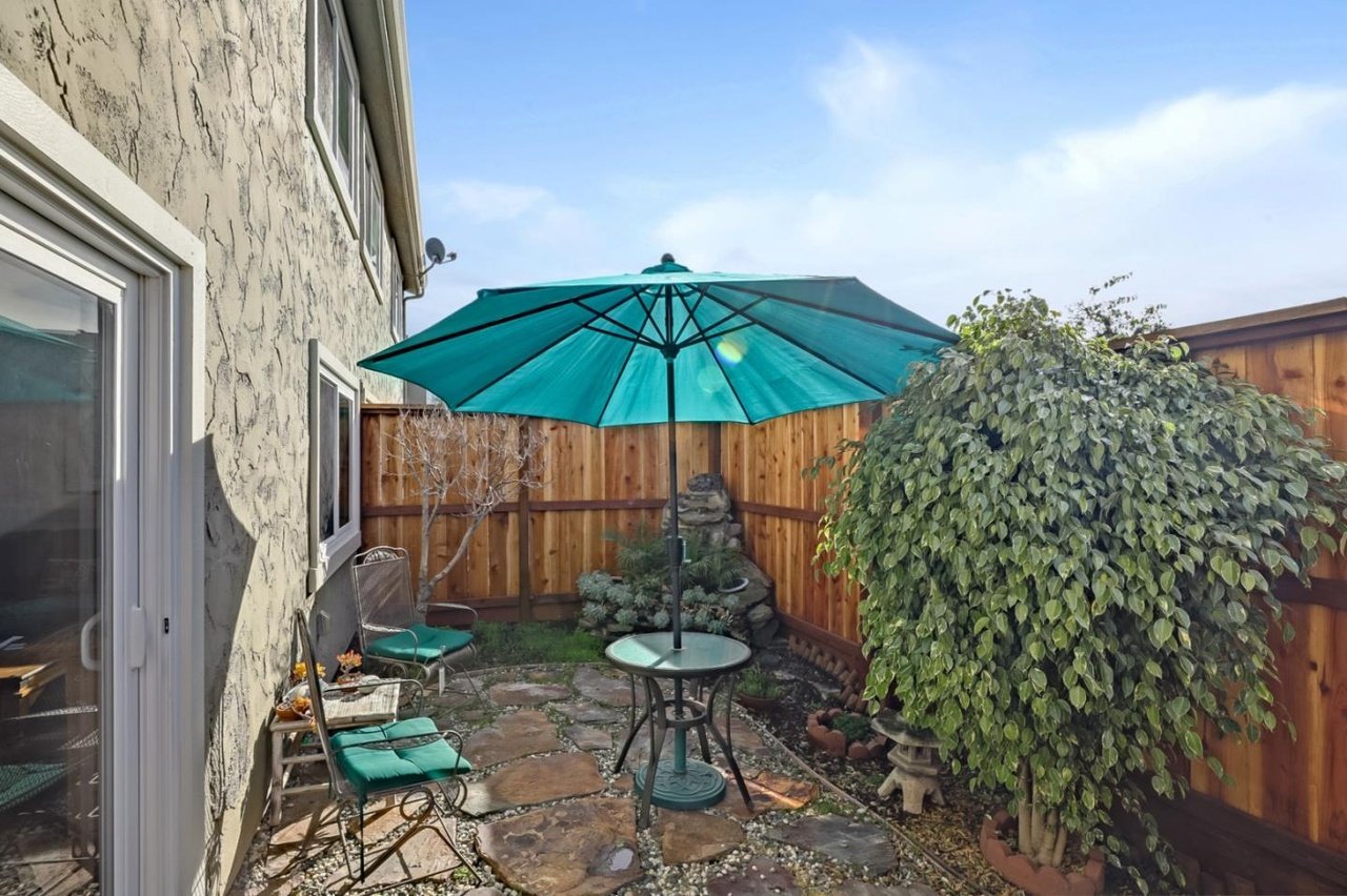 345 Coleridge Dr #93 039.jpg