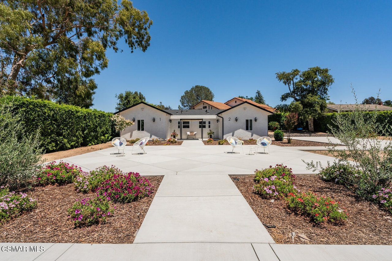 568 Bristol Ave 004.jpg