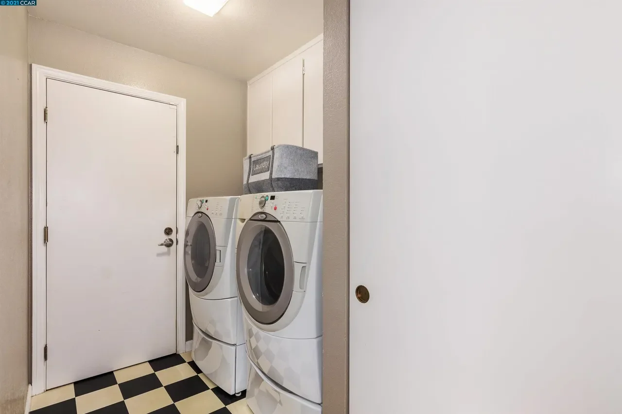 416 Saddlebrook Ln 015.webp