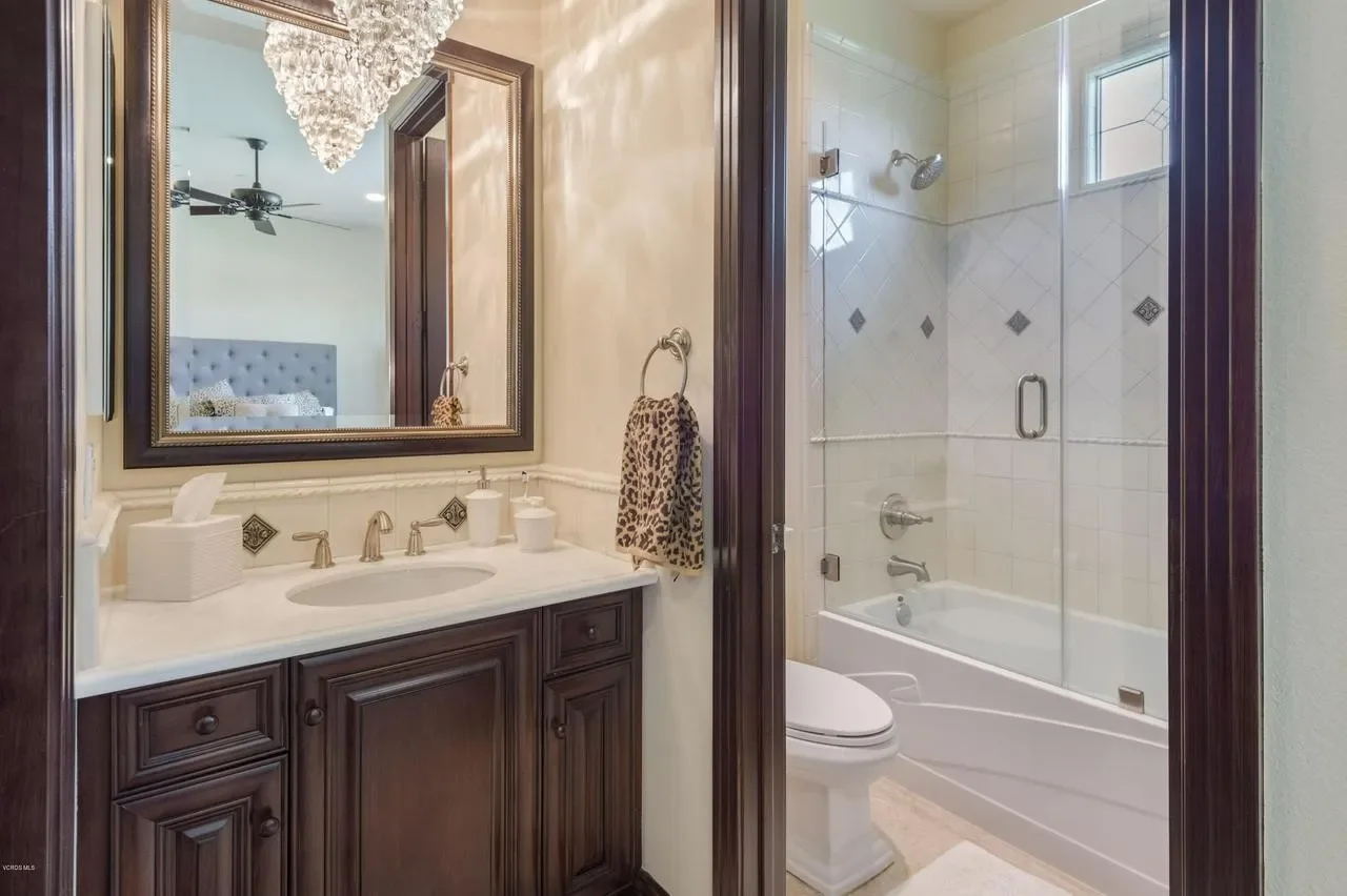 4988 Read Rd 040.webp