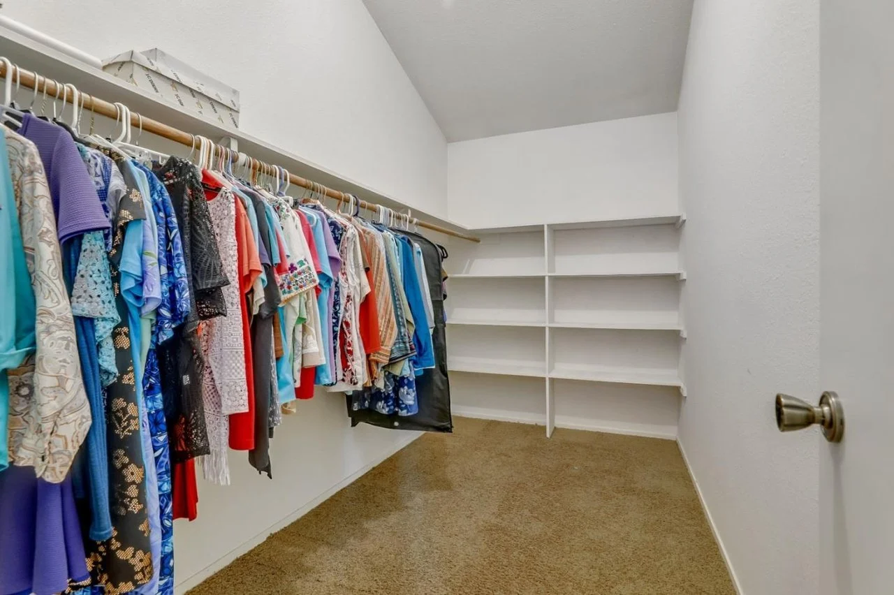 345 Coleridge Dr #93 028.jpg