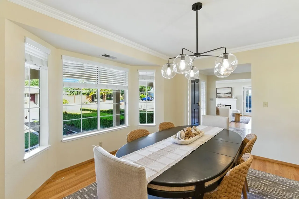 2188 Yorkshire Way 017.png