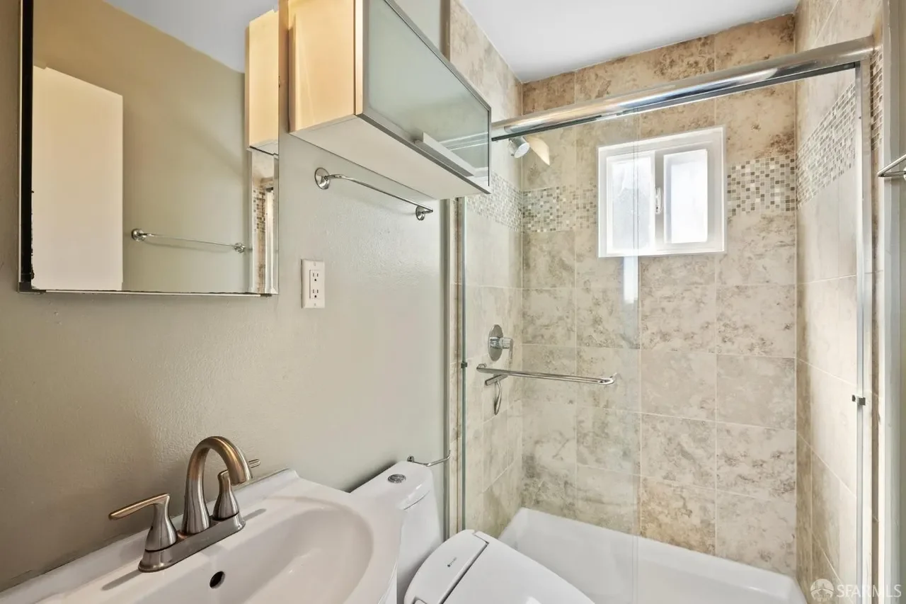 57 Lurline St 011.webp