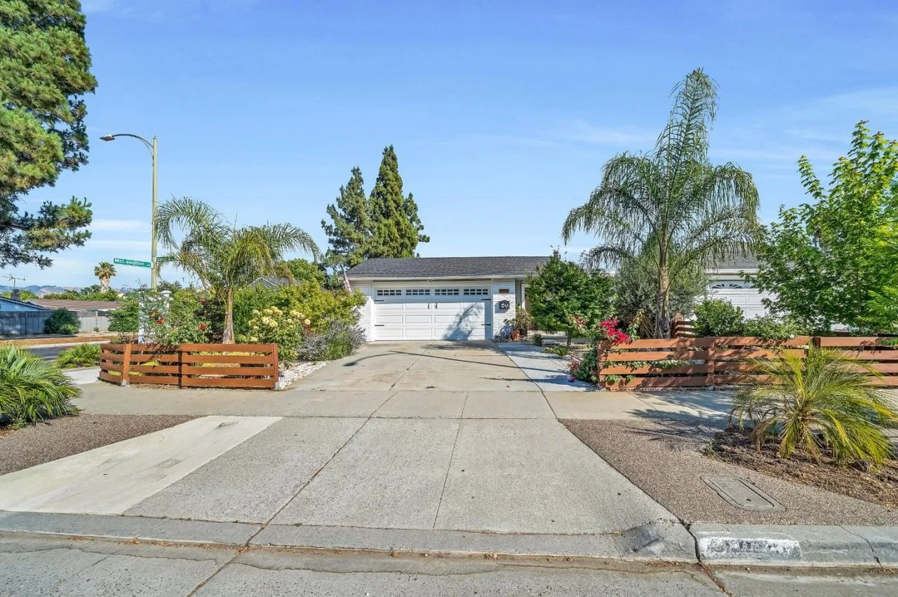 1192 Oakview Rd 035.jpg