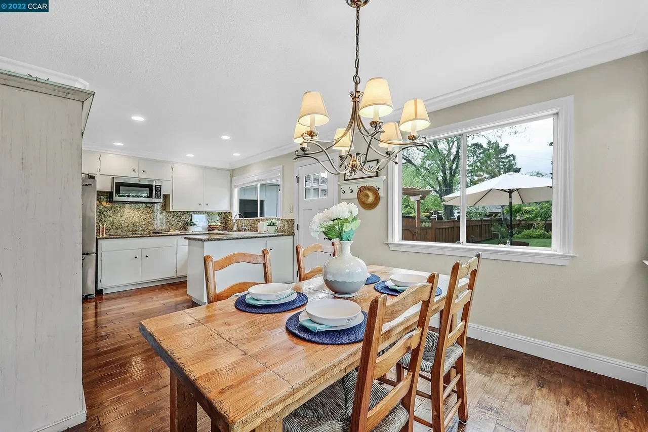 27 Nob Hill Dr 033.webp