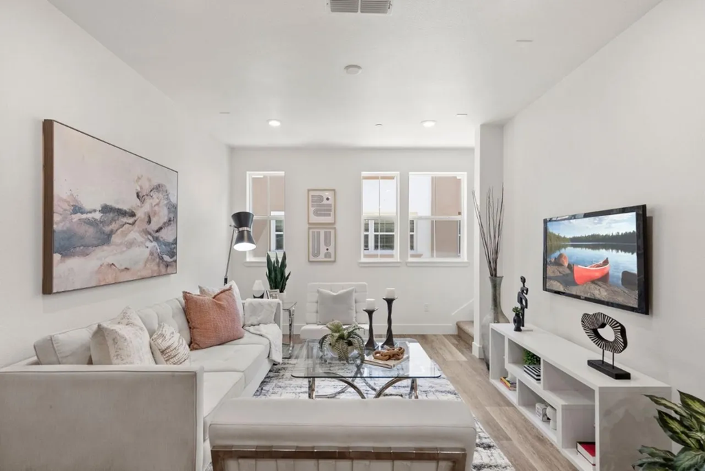 712 Amalfi Loop 004.png