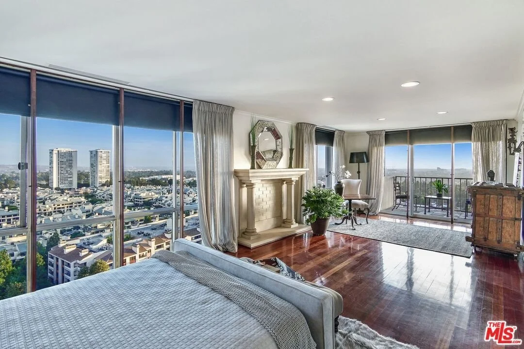 2170 Century Park East #2105 008.jpg