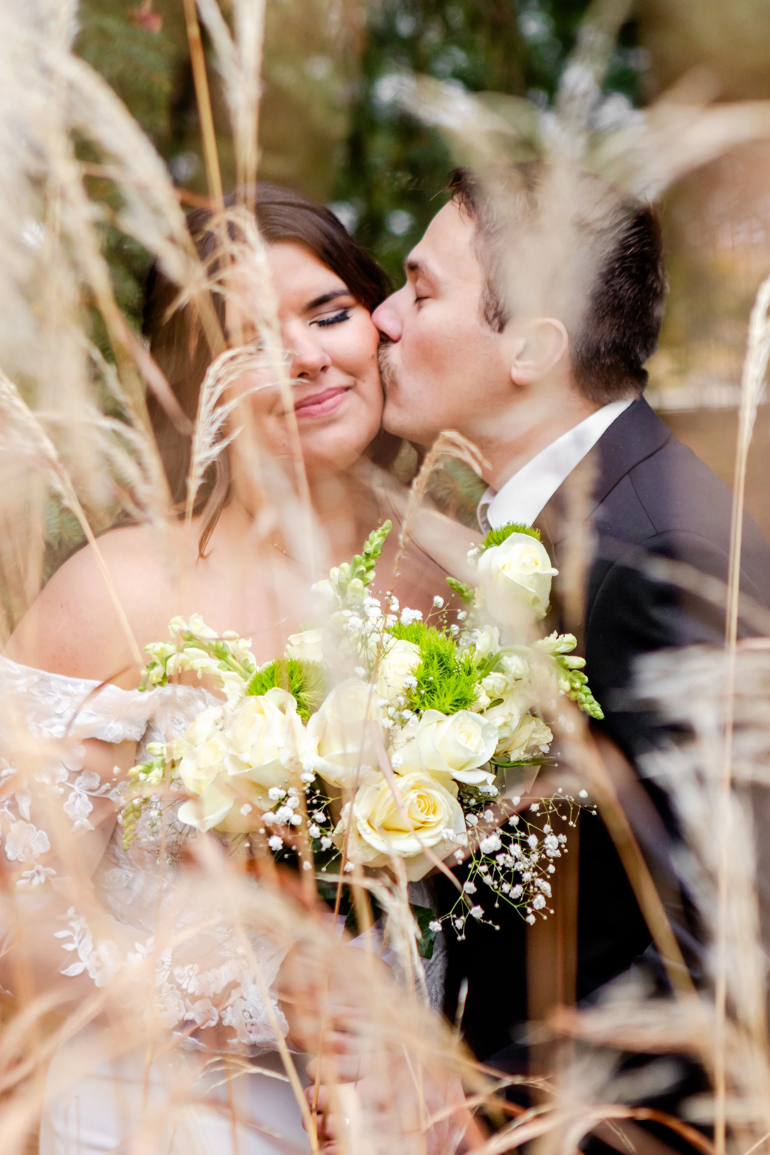 Isabel + Tate - Featured Gallery