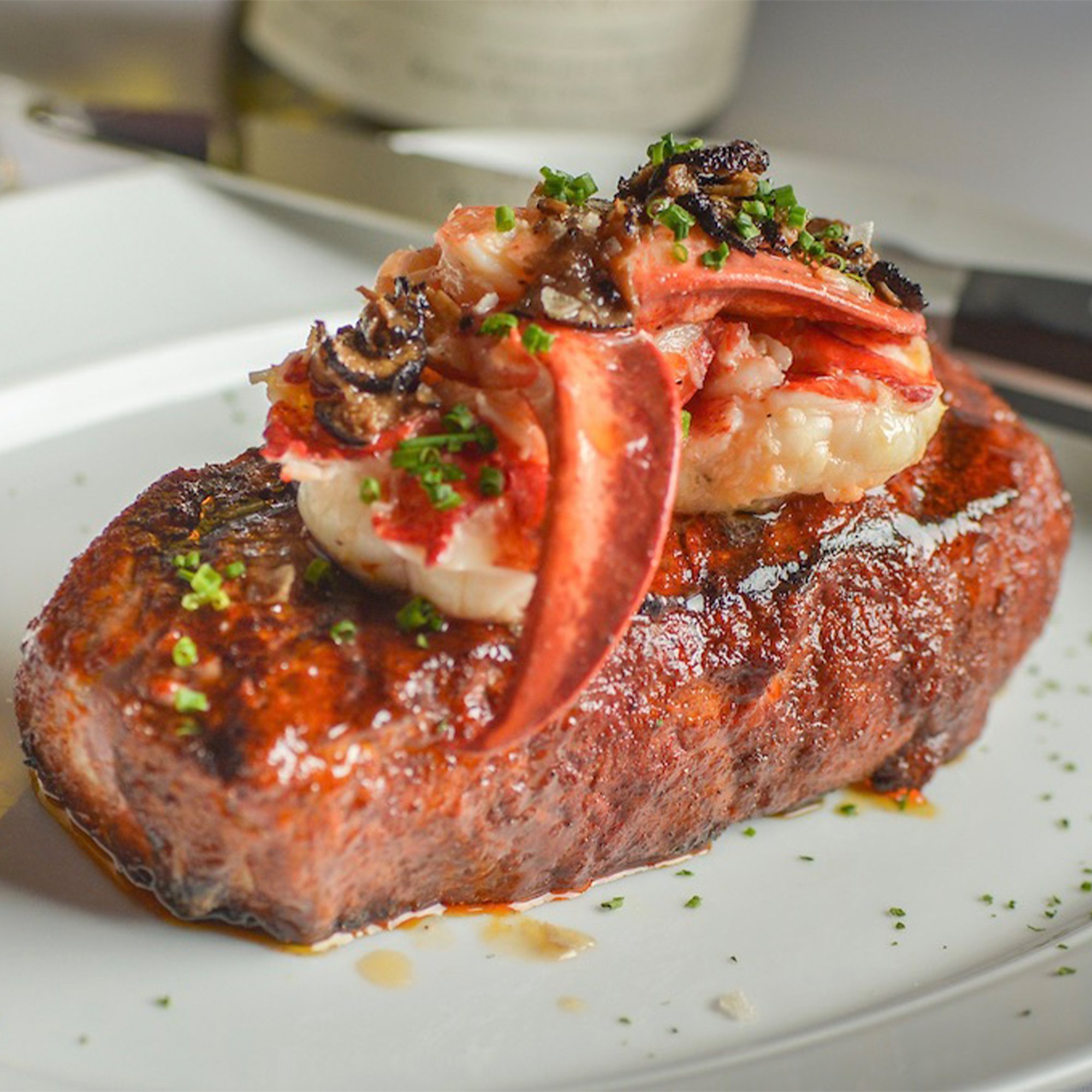 Dine | RIVER OAKS DISTRICT