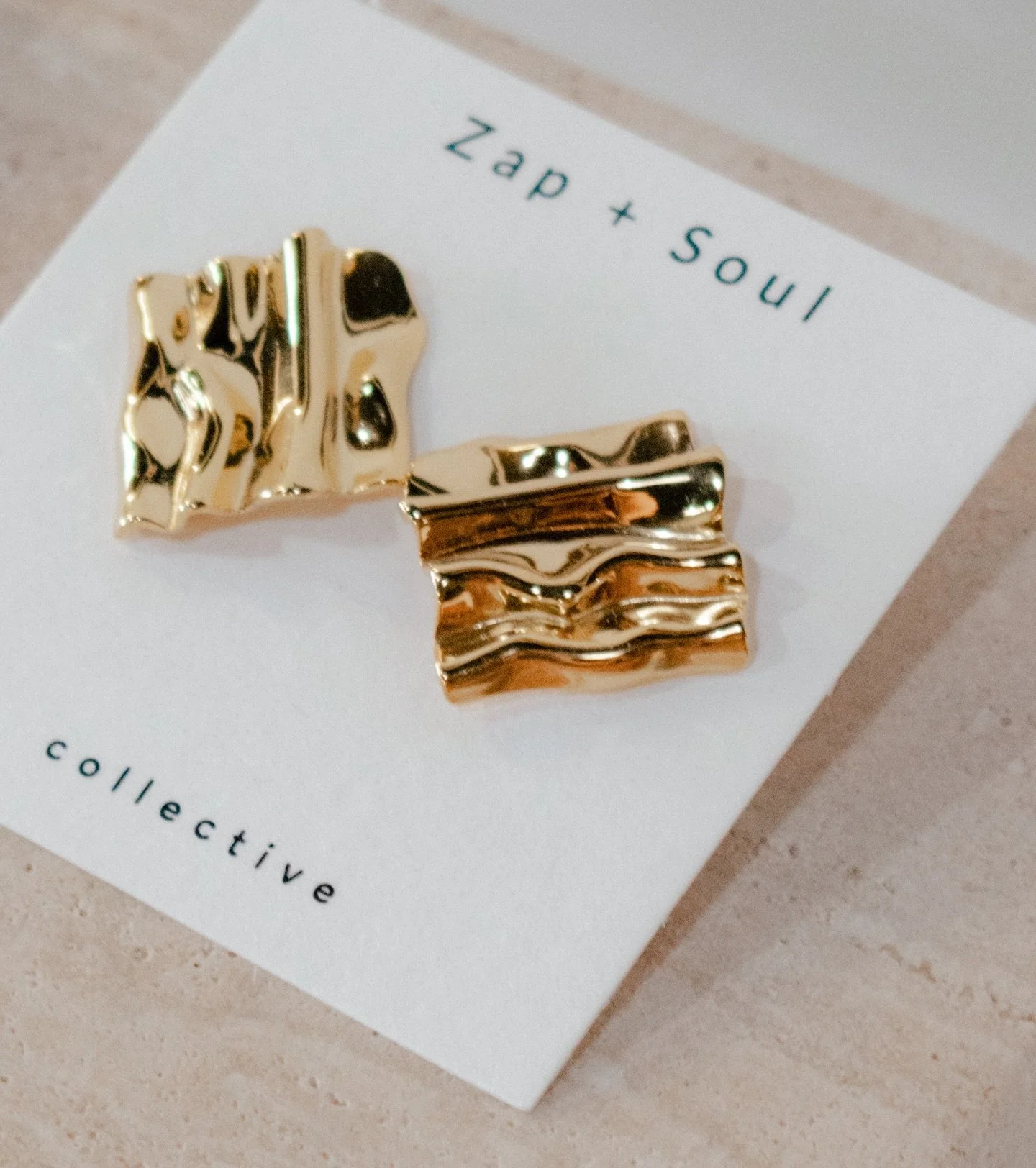 For all of our gold girlies&hellip;these Ripple Earrings are the perfect addition to your look! ✨🫶🏼