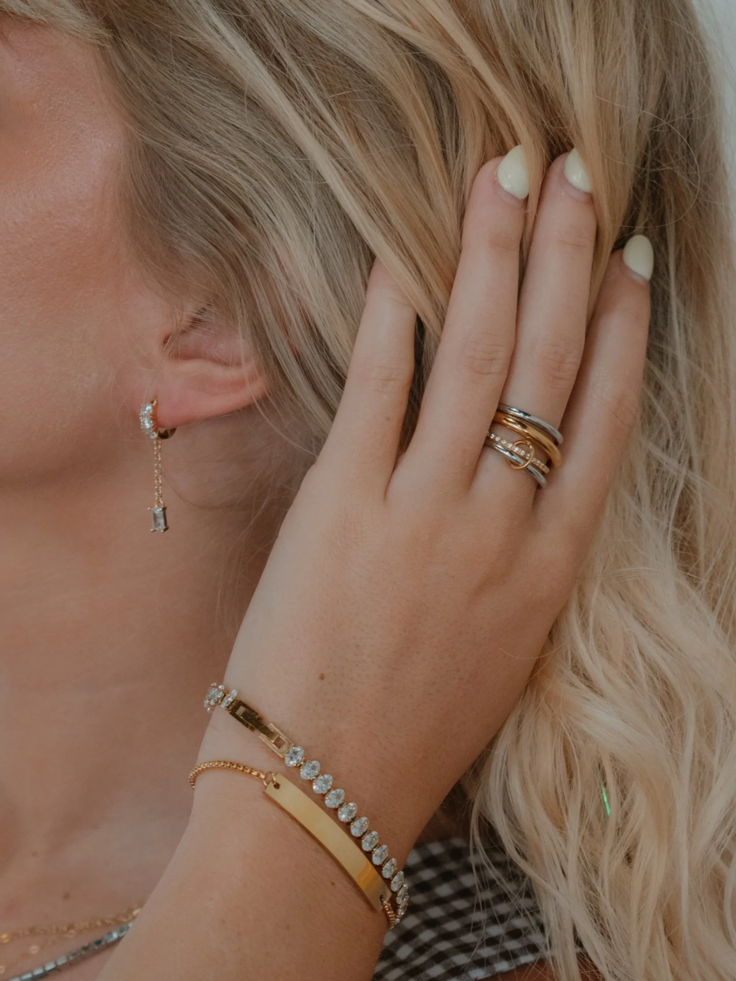 Happy #SUNDAY 🪞💫

Come shop with us till 5pm! 🫶🏼